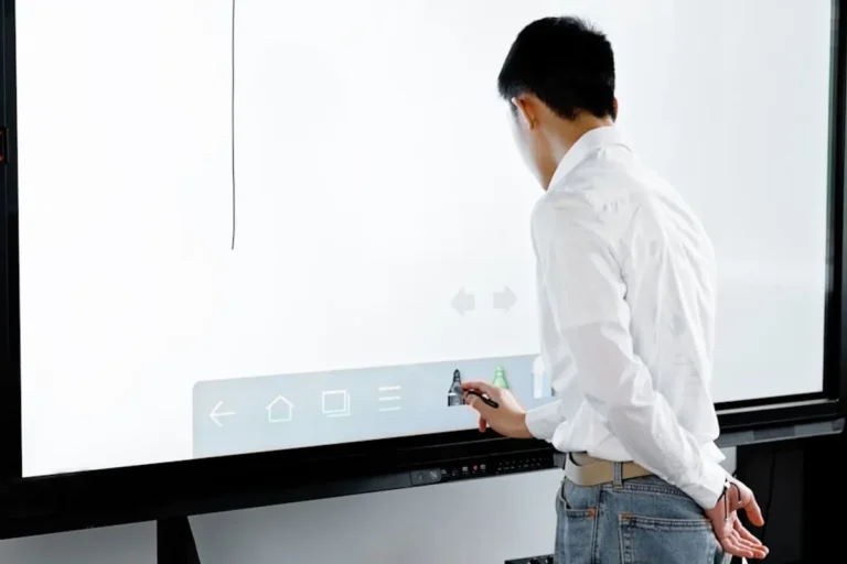 How to Choose Smart Garden Devices That Lasts