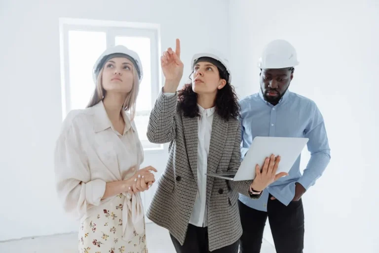 How to Work With Contractors Without Confusion