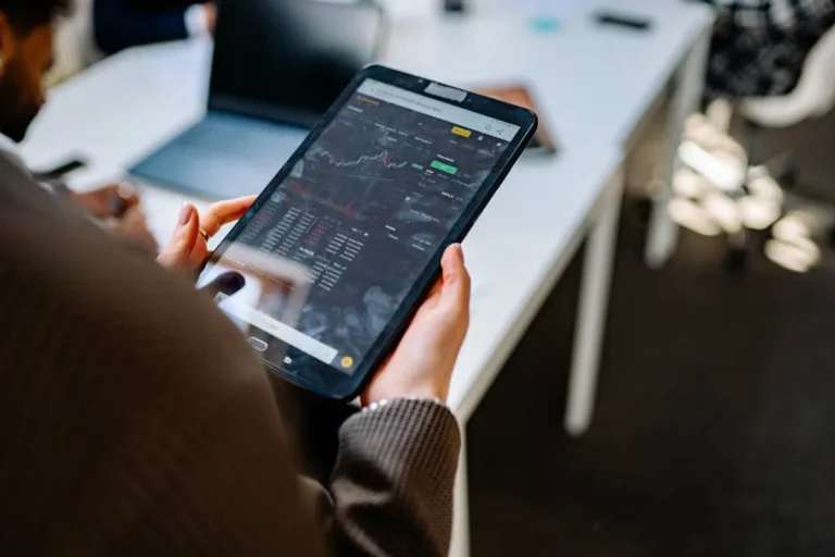 The Content Opportunity Behind freefast.co.uk and Similar Niche Websites: Insights for Smartconnectoutdoor Readers