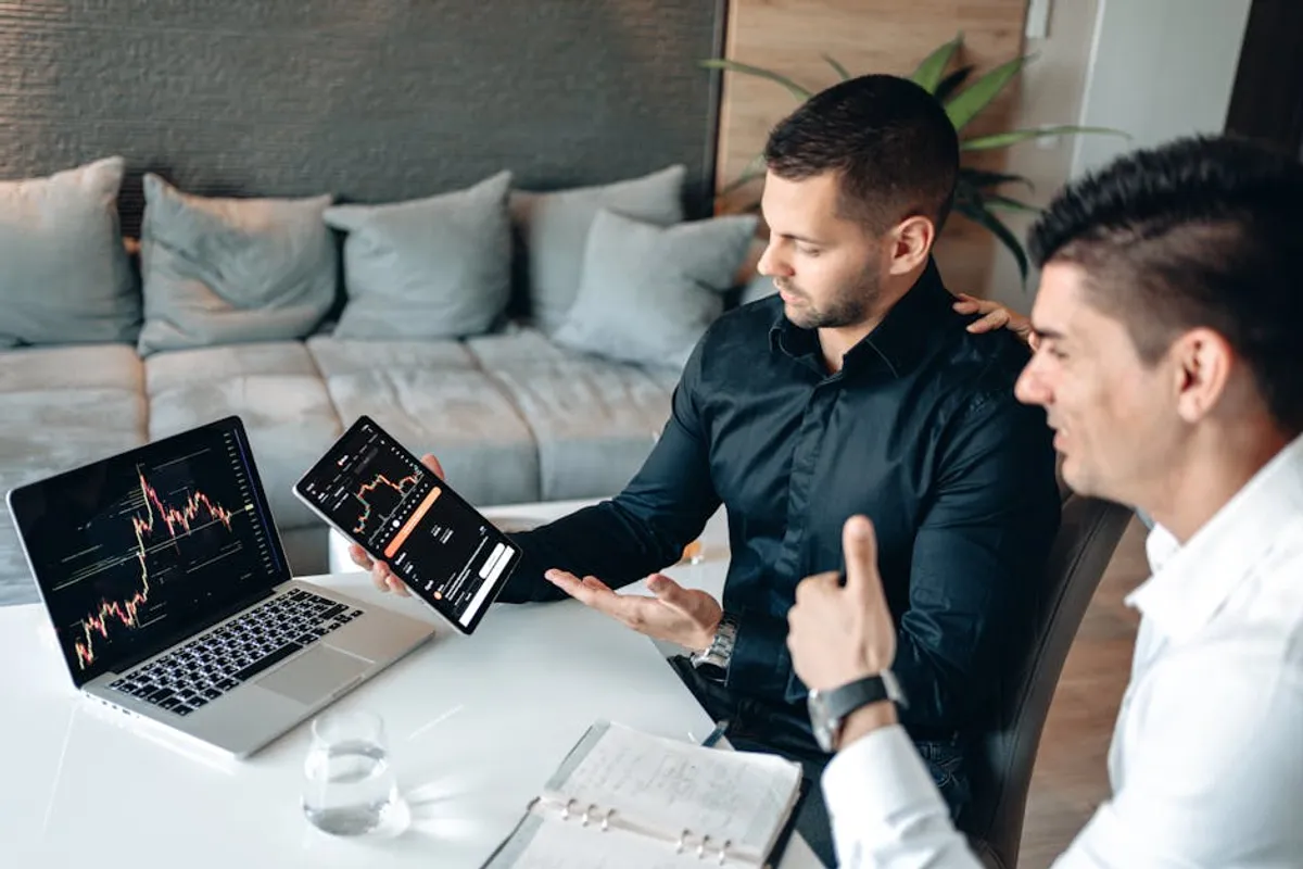 What Marketers Should Check Before Writing About newsfaire.com: The Smartconnectoutdoor Angle